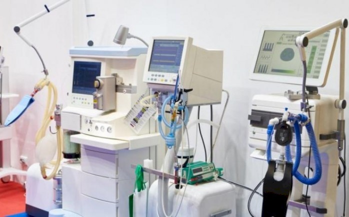 الاحتلال يمنح دخول أجهزة طبية للقطاع