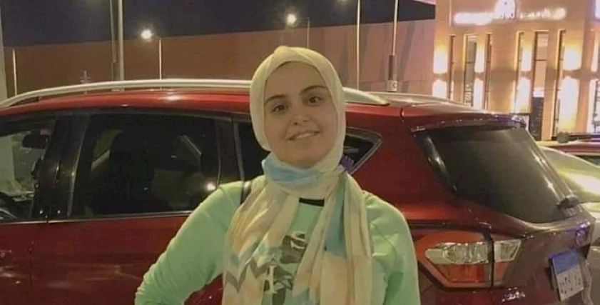 غموض يحوم حول اختفاء طالبة جامعية في مصر.. شقيقتها: "فص ملح وداب"