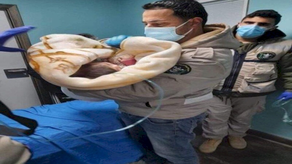 بسبب 400 دولار.. وفاة رضيعة تفجّر حالة من الغضب في لبنان