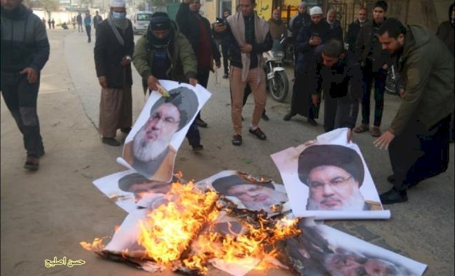 كيف علقت حماس على إحراق صور نصر الله في غزة؟