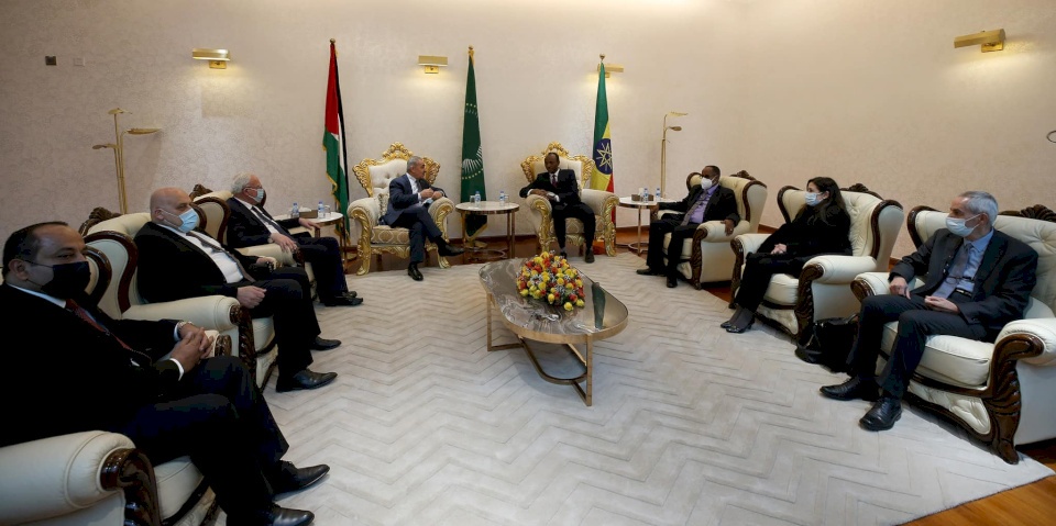 بمشاركة اشتية: انطلاق أعمال القمة الأفريقية في أديس أبابا