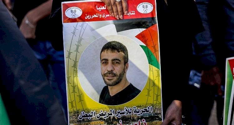 هيئة الأسرى: حالة الأسير "أبو حميد" ما زالت حرجة