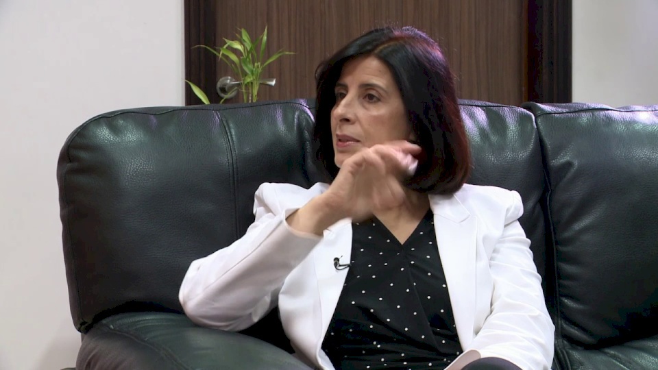 الأتيرة: استقلت من جامعة بيرزيت على أمل إنهاء الأزمة