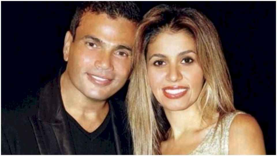 صور نادرة من زفاف عمرو دياب وزينة عاشور قبل 28 عاما