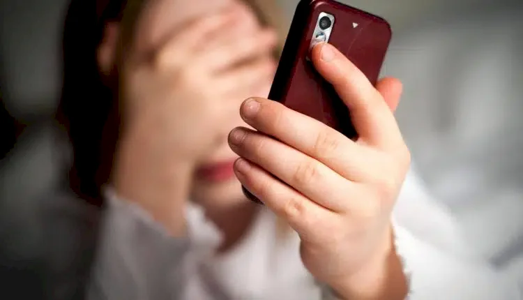 فتاة فلسطينية تقع ضحية ابتزاز شاب مصري: دفعت 13 ألف دولار وطلب المزيد!