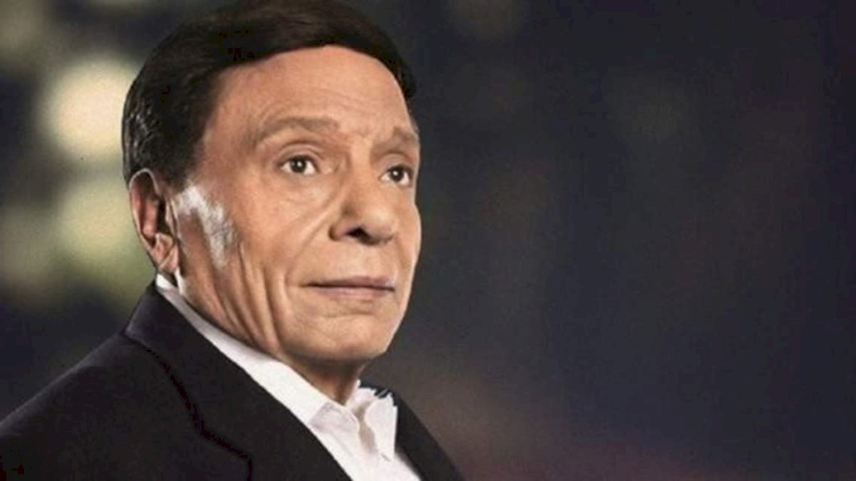 شائعة جديدة تنال من عادل إمام.. والعائلة تعبر عن غضبها