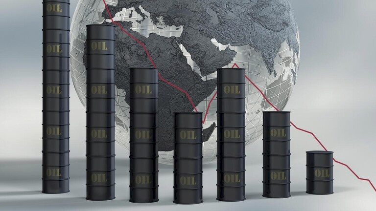 أسعار النفط تكسر حاجز أعلى مستوياتها في 9 سنوات