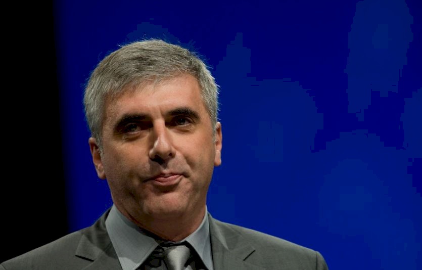 "كل شيء يلمسه بوتين يموت".. رجل أعمال روسي يعلن تنازله عن جنسية بلاده!