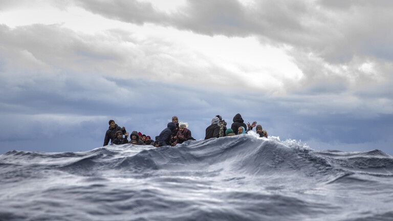 منظمة: مصرع 44 مهاجرا بينهم نساء ورضع قبالة سواحل المغرب