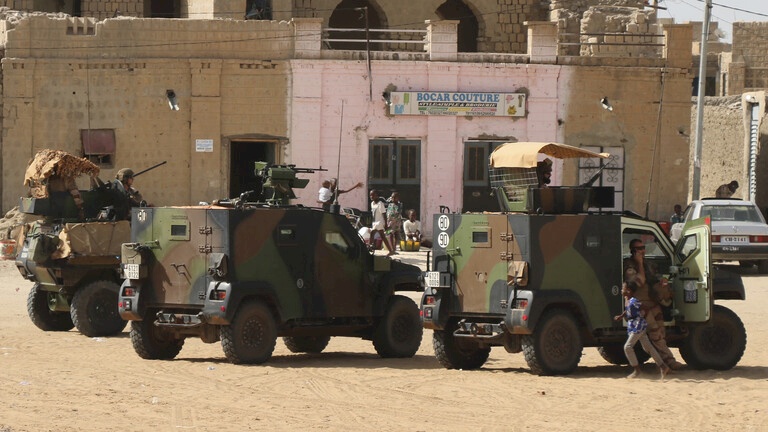 السلطات العسكرية في مالي تعلق بث وسائل إعلام فرنسية كبرى