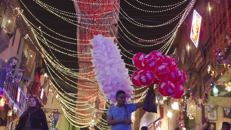 الكشف عن موعد حلول شهر رمضان وعيد الفطر فلكيا في عدة دول عربية