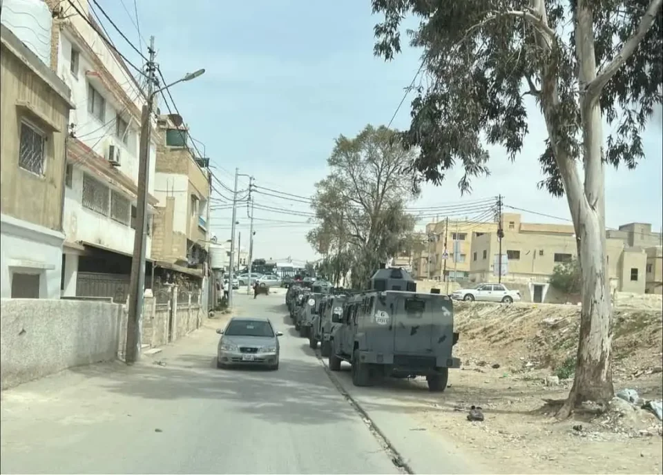 الأردن: العثور على مرتكب جريمة مسجد الزرقاء مقتولا داخل ساحة منزل.. من قتله؟