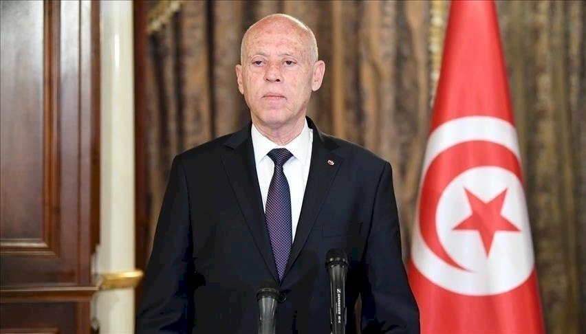 الرئيس التونسي يعلن عن حل البرلمان