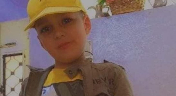 فاجعة بالأردن- وفاة طفل سقط من أعلى البناية وهو يعلّق زينة رمضان!