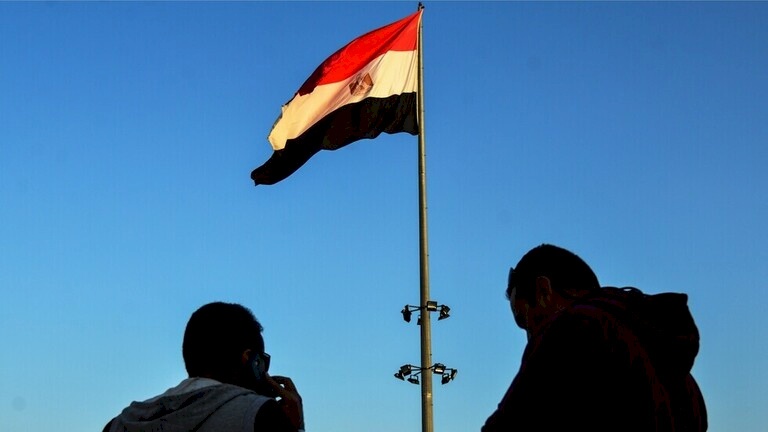 مصر.. إيقاف إعلان ملابس داخلية يسيء للأطباء