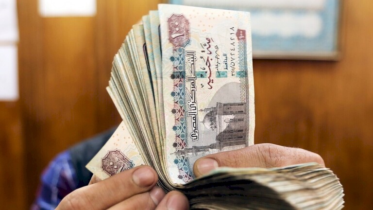 مصر: أخفى "تحويشة العمر" عن زوجته فكانت النهاية صادمة للجميع!