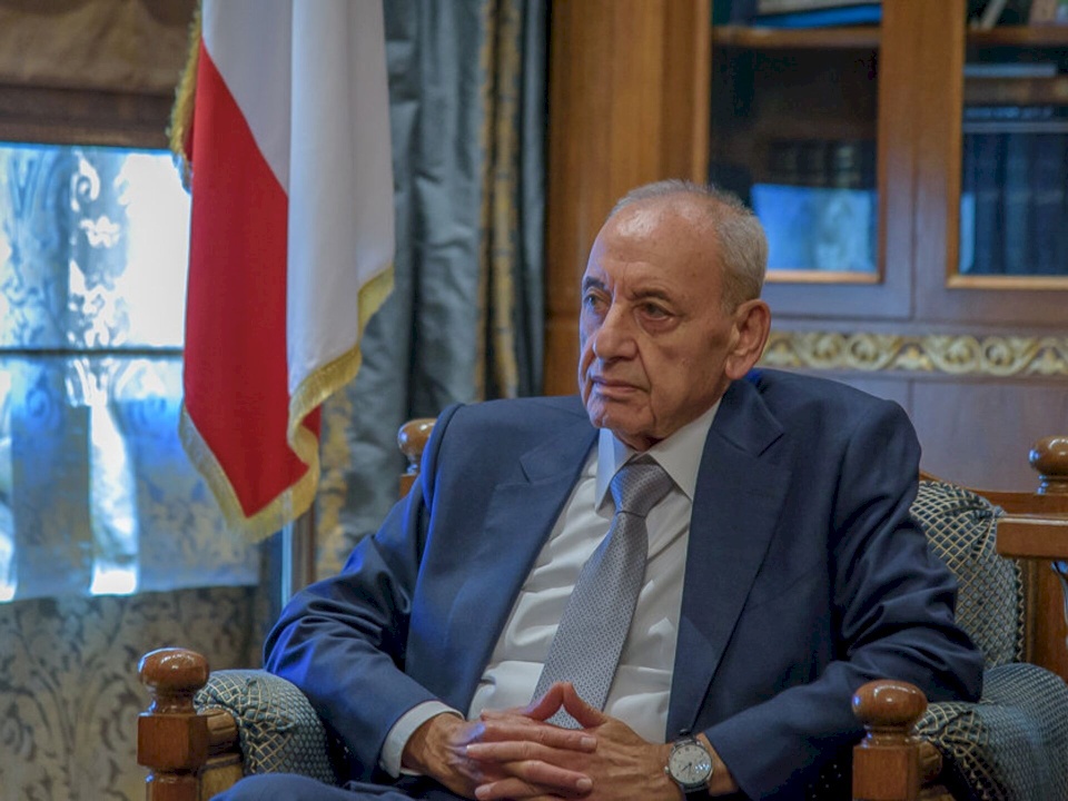 نبيه بري يفوز برئاسة البرلمان اللبناني للمرة السابعة