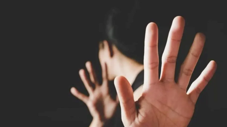 "متحرش التكنو" يشغل الأردنيين.. تسجيل صوتي لطالبة يفضح