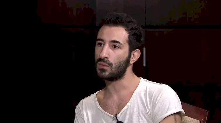 شاعر لبناني: حاولت إقناع أدهم نابلس بعدم الاعتزال!