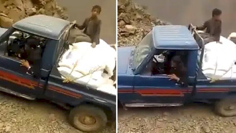 فيديو صادم يرصد انزلاق سيارة مقتل ركابها من قمة جبل في اليمن