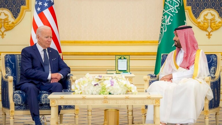 البيت الأبيض يرفض فكرة إصابة بايدن بكوفيد في السعودية بشكل متعمد