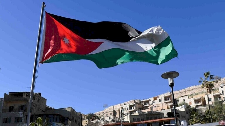 مطالب في الأردن بإعادة فتح مركز الرمثا الحدودي مع سوريا