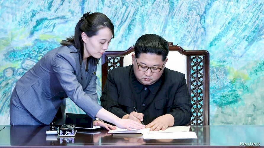 بالفيديو .. بكاء الكوريين بعد الإعلان عن إصابة الزعيم كيم بكورونا