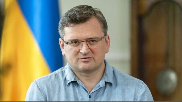 وزير الخارجية الأوكراني: الغرب ينتظر استسلام أوكرانيا