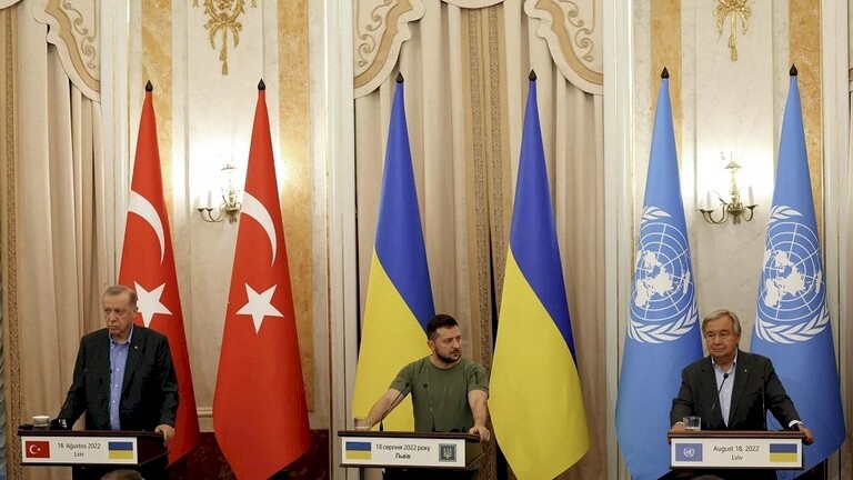 أردوغان يناقش مع زيلينسكي وغوتيريش التسوية الأوكرانية