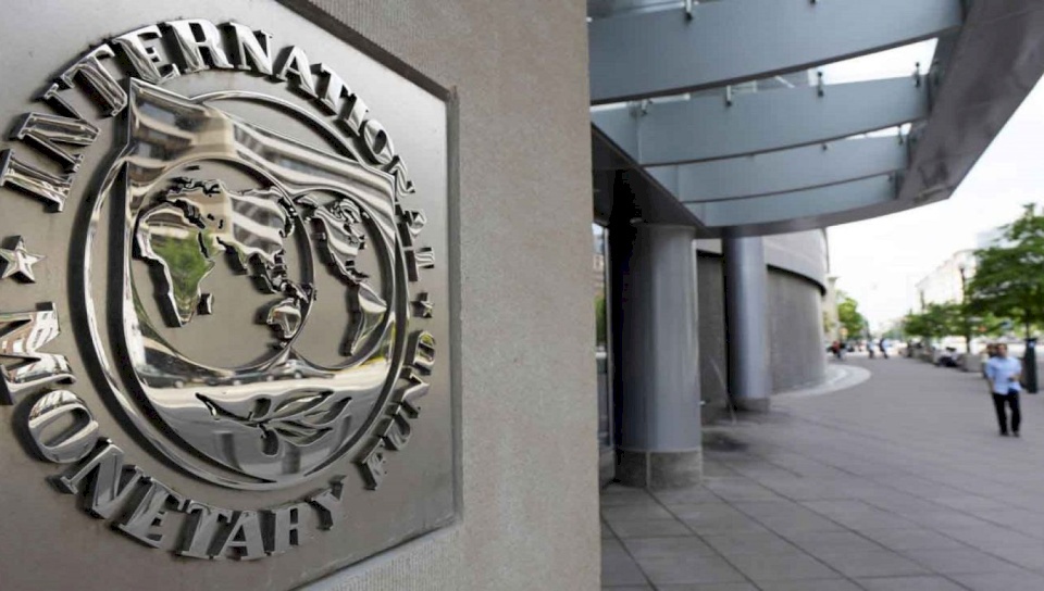 لأول مرة.. تونس تدخل في قائمة "سلبية" لصندوق النقد الدولي