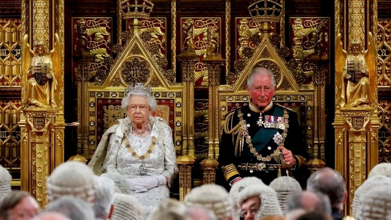 توقعات عراف شهير عن الملك تشارلز تثير الجدل في بريطانيا