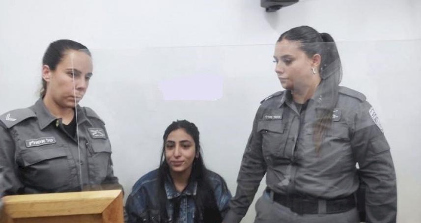 محكمة الاحتلال تؤجل محاكمة الصحفية لمى غوشة