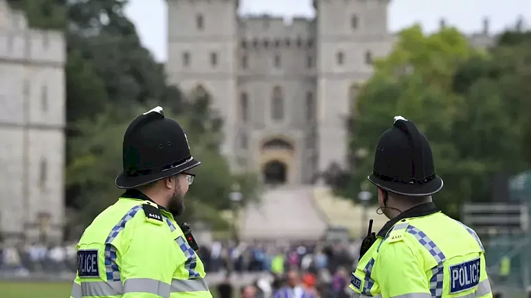 طعن شرطيَين وسط لندن وتوقيف شخص