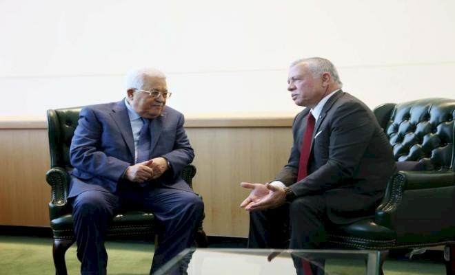 الرئيس عباس يهاتف العاهل الأردني ويؤكد وقف فلسطين إلى جانب المملكة