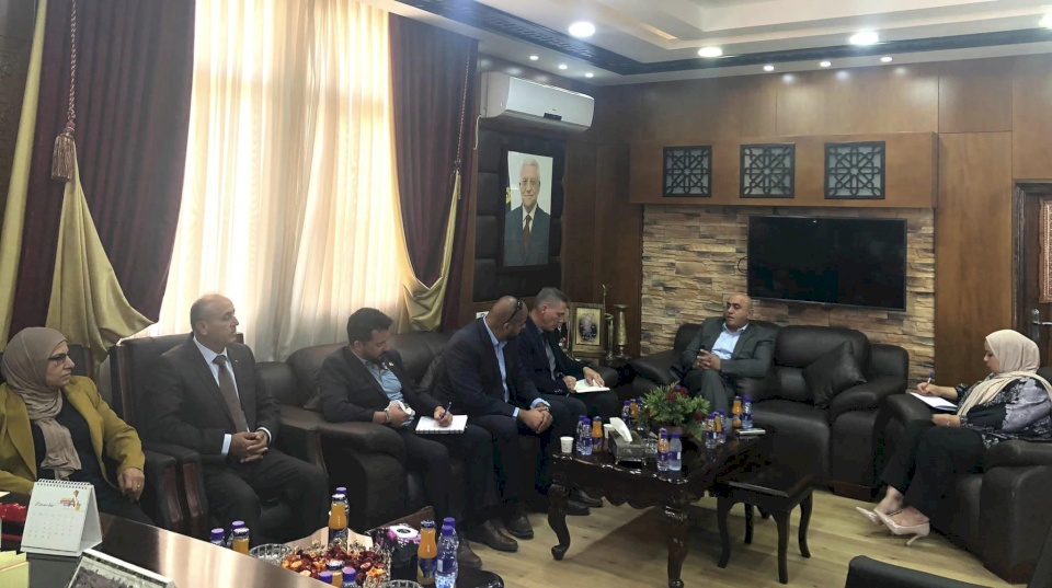 الرجوب يطلع قائد البعثة الكندية على أوضاع محافظة جنين وانتهاكات الاحتلال المستمرة