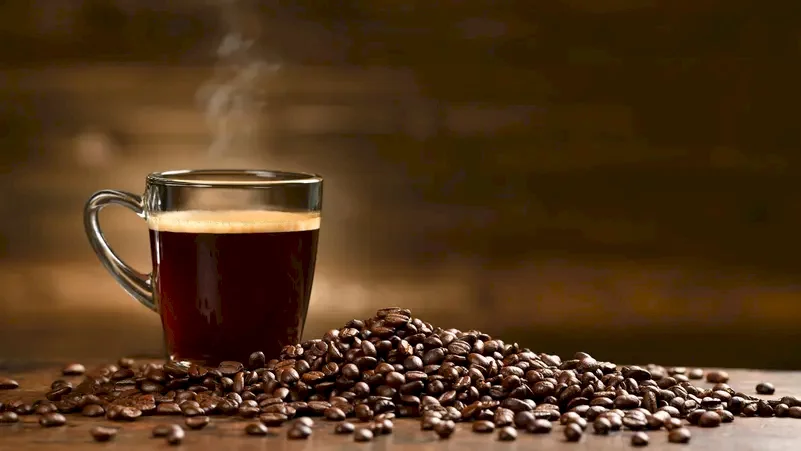 "إضافة الملح إلى القهوة الصباحية" تنتشر عبر الإنترنت لسبب غريب!