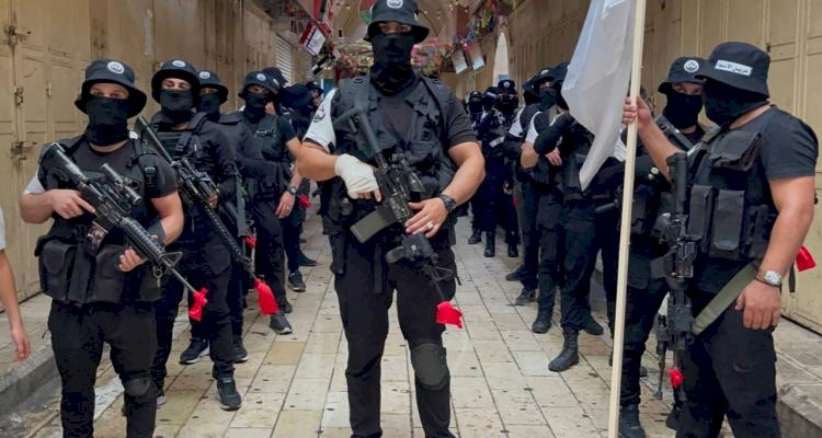 صحيفة عبرية تدعي: قائد عرين الأسود يسلم نفسه لأجهزة الأمن الفلسطينية