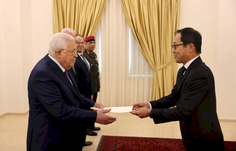 الرئيس يتقبل أوراق تعيين ممثل اليابان لدى دولة فلسطين