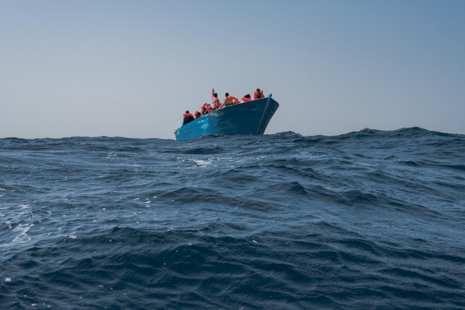 الخارجية: نتابع غرق قارب قبالة سواحل جزيرة ليسڤوس اليونانية