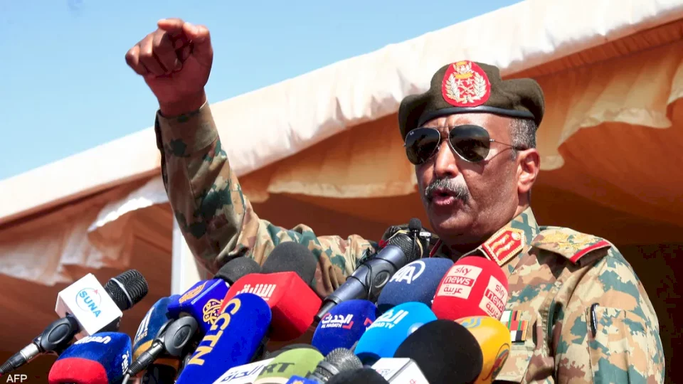 الجيش السوداني: البرهان تسلم مبادرة "إيغاد" لحل الأزمة