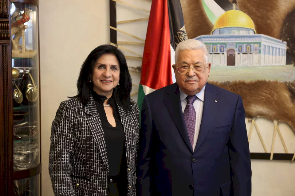 فيرا بابون تؤدي اليمين القانونية أمام الرئيس سفيرة لفلسطين لدى تشيلي