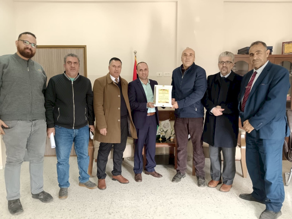 صور| شركة المشروبات الوطنية كوكاكولا/ كابي تساهم في تجهيز مختبر بكلية الزراعة في جامعة فلسطين التقنية- فرع العروب