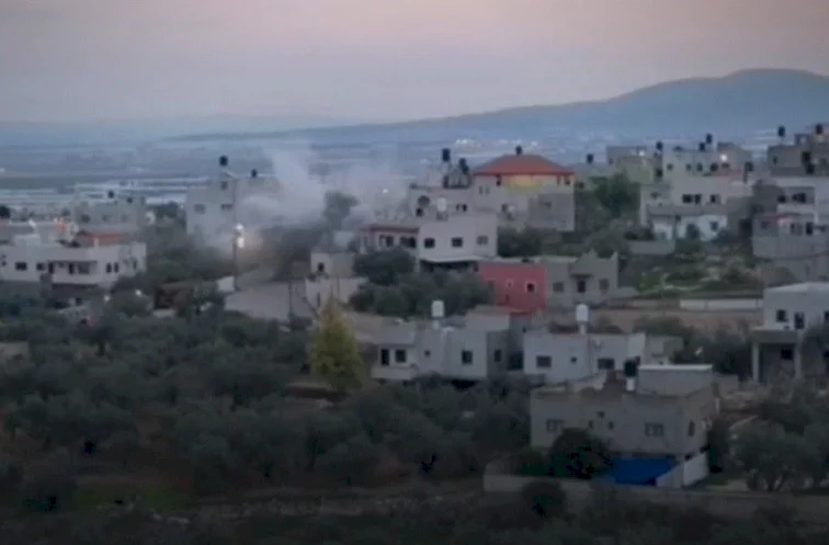 The Occupation Blows Up Four Houses in Aytaroun, Southern Lebanon