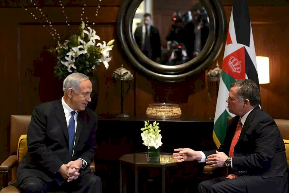 ماذا بحث نتنياهو مع ملك الأردن في عمان؟