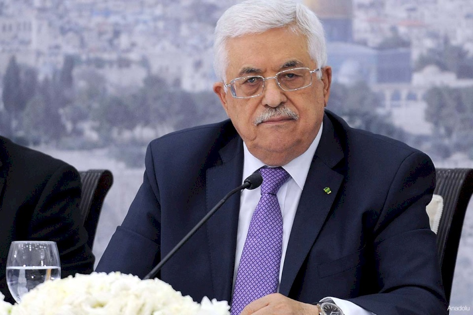  الرئيس عباس يلتقي ميقاتي ويبحثان أحداث "عين الحلوة" 