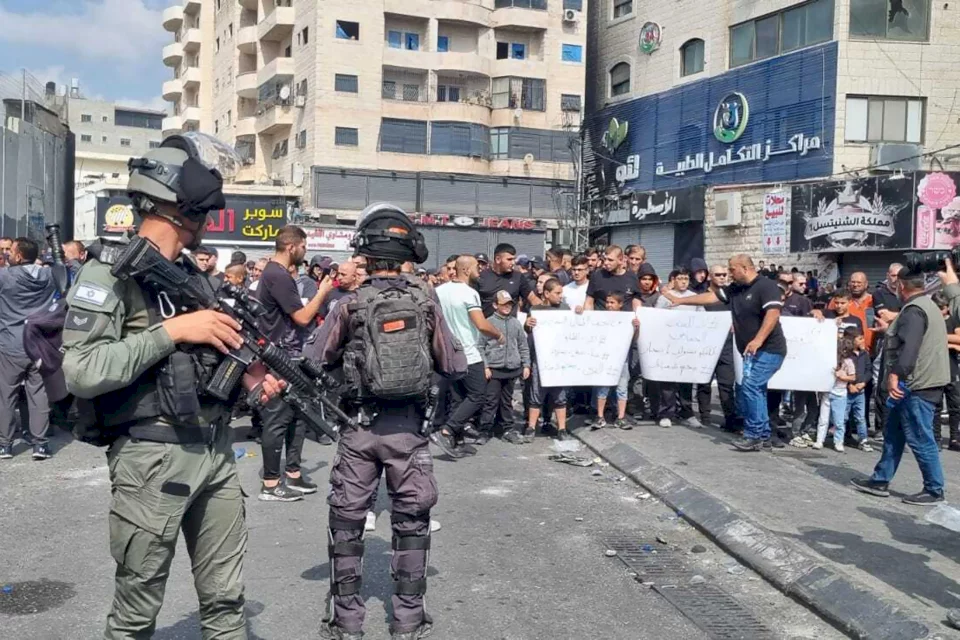 شعفاط وعناتا وجبل المكبر والرام تعلن العصيان في وجه الاحتلال