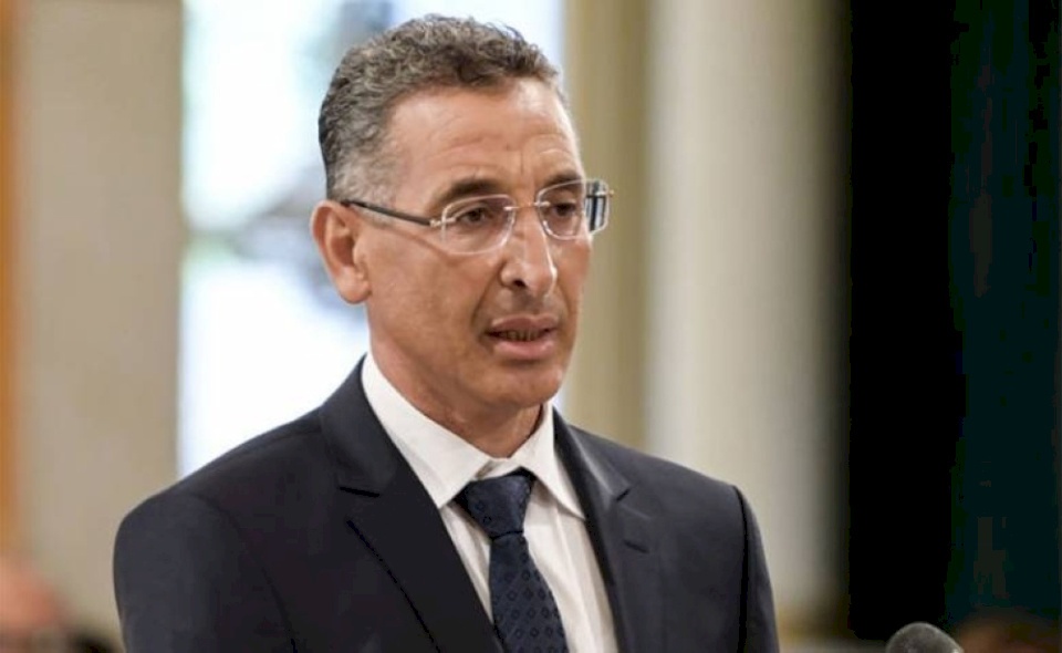 وزير الداخلية التونسي النافذ توفيق شرف الدين يستقيل من منصبه