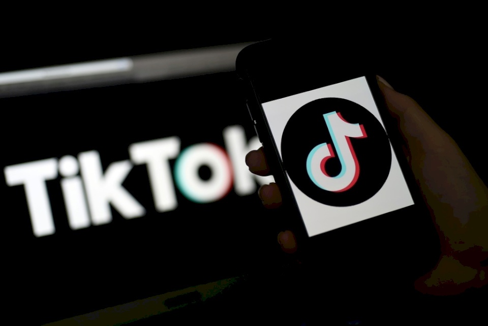 الحكومة النروجية تنصح بعدم تنزيل تيك توك وتلغرام على أجهزة العمل الرسمية