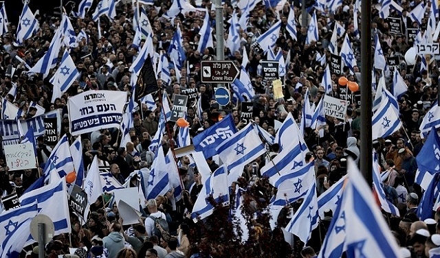 اليمين الإسرائيلي ينظم مظاهرة داعمة للخطة القضائية