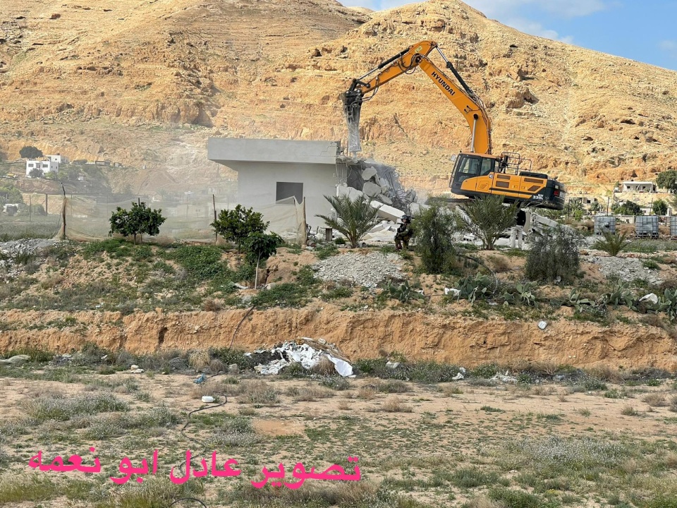 الاحتلال يهدم منزلا وخيمة سكنية بمسافر يطا جنوب الخليل